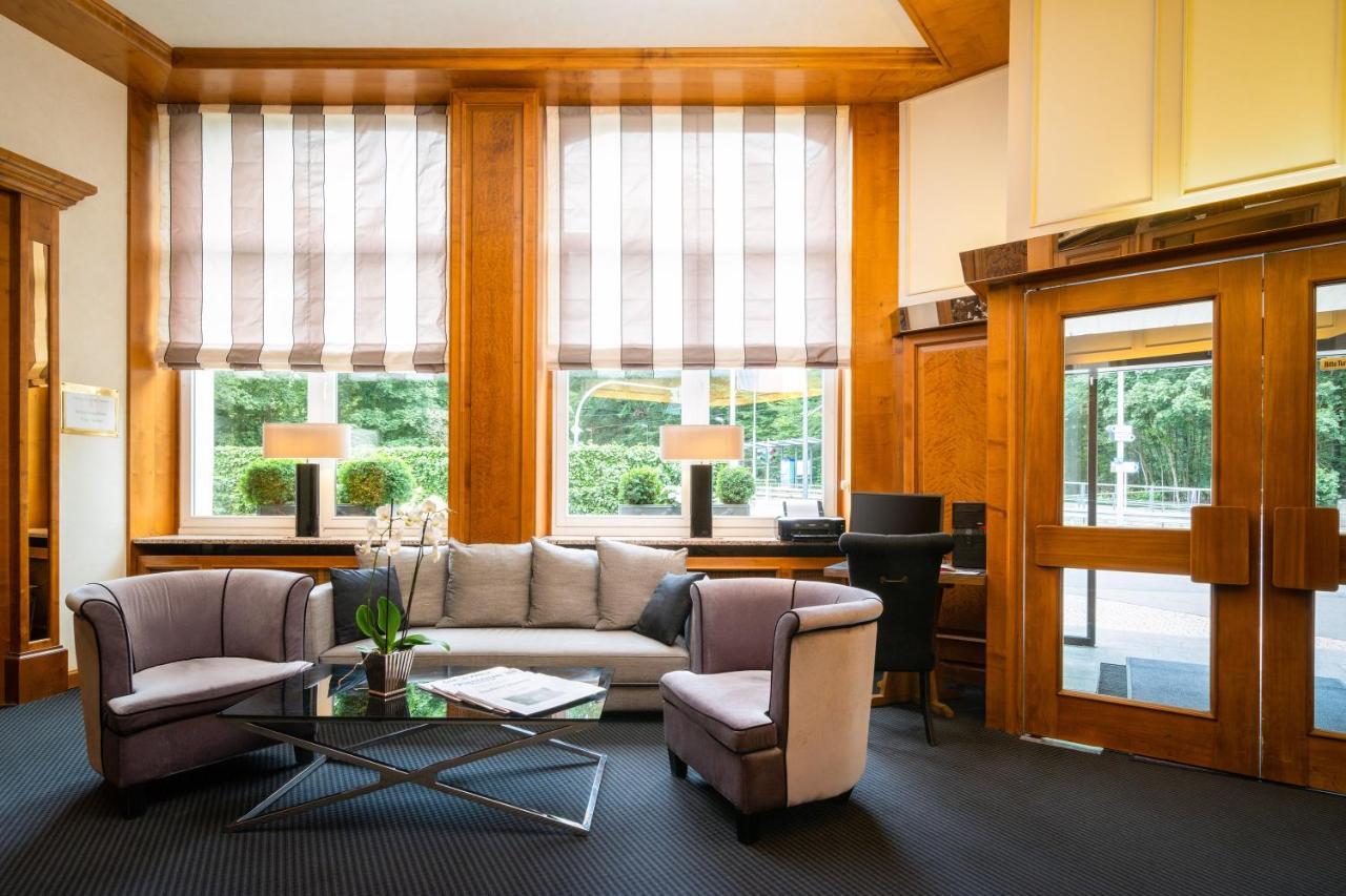 Parkhotel Am Taunus Oberursel Exterior photo