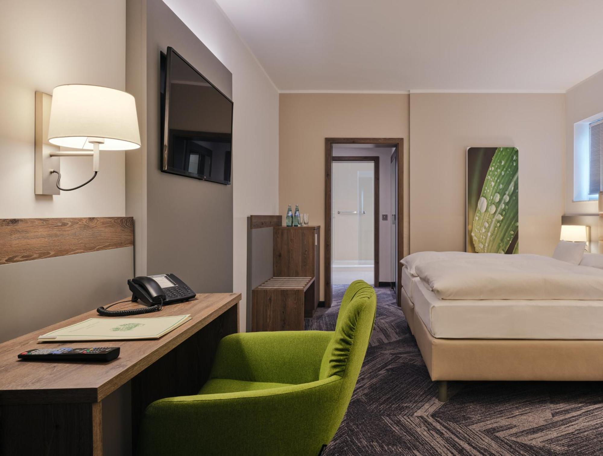 Parkhotel Am Taunus Oberursel Exterior photo
